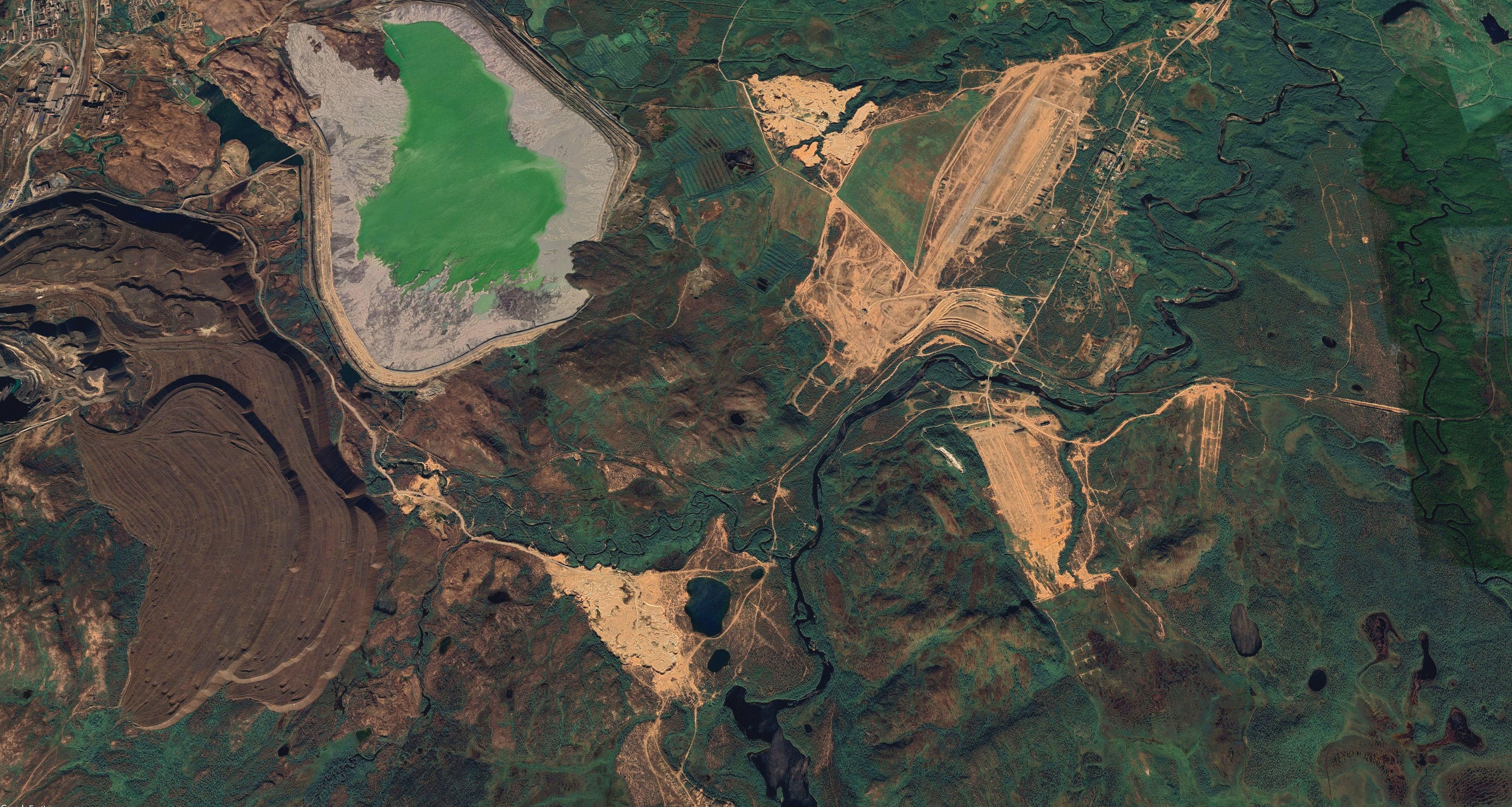 在北极圈中的俄罗斯佩琴加（ Pechenga）地区的镍矿